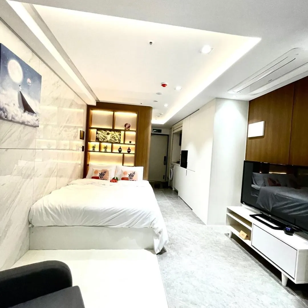 Ferienwohnung Seocho Avenue Near Gangnam Seoul Apartment